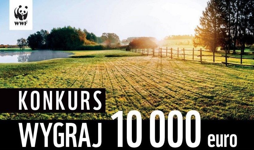 Grafika konkursowa. Łąka o zachodzie słońca. Na drugim planie zbiornik wodny. Na horyzoncie drzewa i krzewy. w lewym górnym rogu logo WWF. U dołu napis: Konkurs. Wygraj 1000 euro