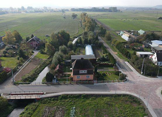 ul. Mostowa w Nowej Wsi Lęborskiej - wyniesione skrzyżowanie grafika
