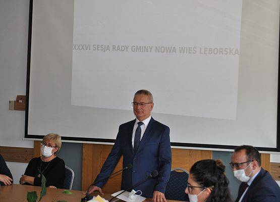 Grafika 4: Ślubowanie Zdzisława Chojnackiego Wójta Gminy Nowa Wieś Lęborska