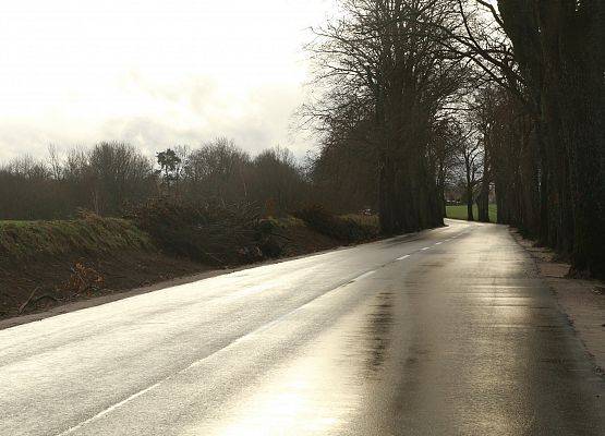 Nowa nawierzchnia asfaltowa