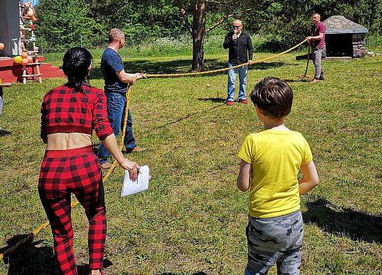 Grafika 2: Relacja z rodzinnego festynu z okazji Dnia Dziecka w Łebieniu