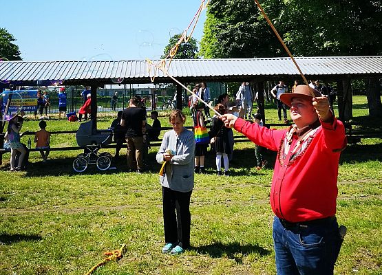 Grafika 4: Relacja z rodzinnego festynu z okazji Dnia Dziecka w Łebieniu