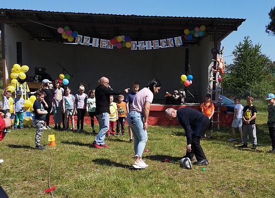 Grafika 15: Relacja z rodzinnego festynu z okazji Dnia Dziecka w Łebieniu
