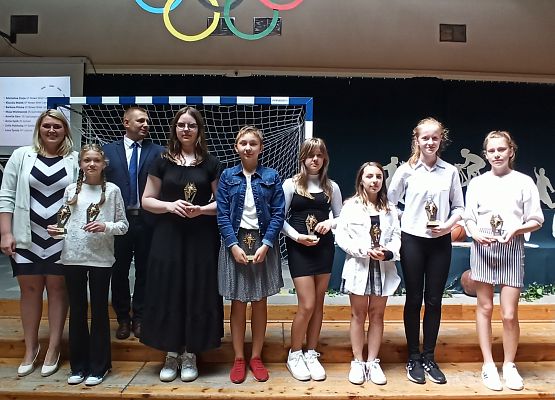 Nagrodzone dziewczęta