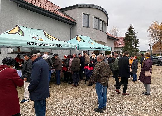 Poczęstunek podczas koncertu w Mostach.