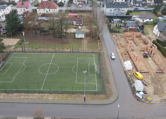 Grafika 1: Trwa budowa świetlicy w Mostach