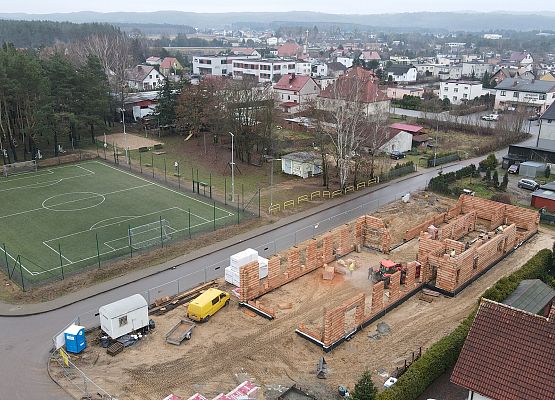 Grafika 6: Trwa budowa świetlicy w Mostach