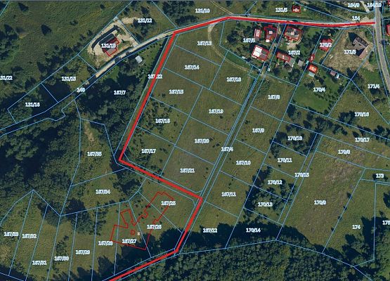 Planowany przebieg drogi przez działki ewidencyjne