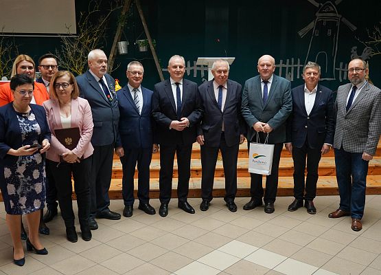 Grafika 64: Wojewódzkie Obchody Dnia Sołtysa 2023 w Nowej Wsi Lęborskiej