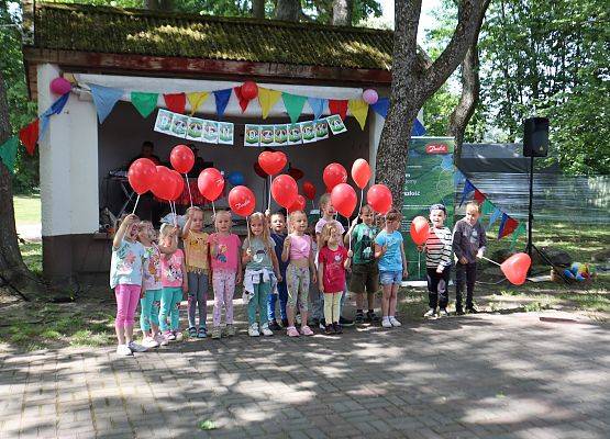 Grafika 4: Relacja z pikniku w Redkowicach