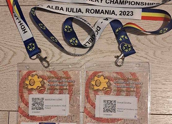 Łucznicy Powiatu Lęborskiego - Marzena Goike i Donat Grotha podczas Mistrzostw Europy Łucznictwa Historycznego w Alba Lulia w Rumunii