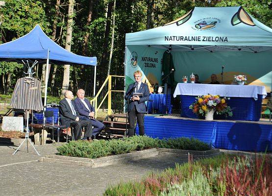 Grafika 20: "Miałam 13 lat " uroczystość w Krępie Kaszubskiej upamiętniająca ofiary i więźniów KL Stutthof