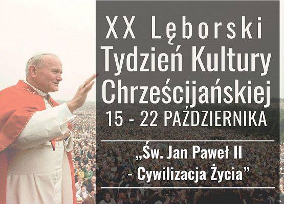 Papież Jan Paweł II z podniesioną ręką na tle pielgrzymów. Obok tytuł wydarzenia. grafika