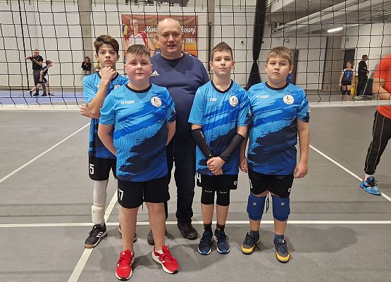 Grafika 6: UKS Libero Łebień na Ogólnopolskim Turnieju Minipiłki Siatkowej o Puchar Małgorzaty Glinki w Wałczu