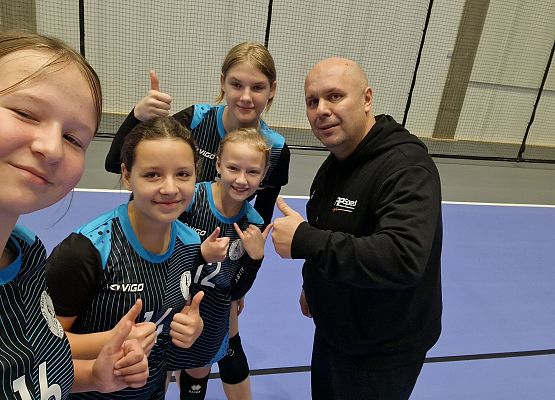 Grafika 8: UKS Libero Łebień na Ogólnopolskim Turnieju Minipiłki Siatkowej o Puchar Małgorzaty Glinki w Wałczu