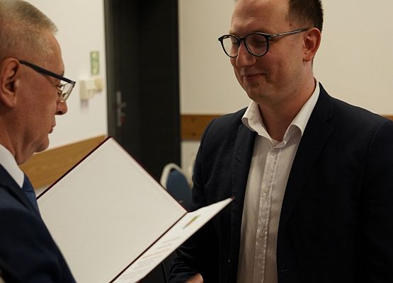 Grafika 12: Ostatnia sesja Rady Gminy VIII kadencji