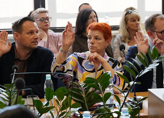 Grafika 32: Uroczysta I Sesja Rady Gminy IX kadencji
