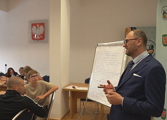 Grafika 42: Dzień Dziecka w Urzędzie Gminy