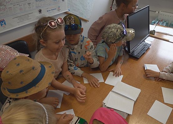 Grafika 11: Dzień Dziecka w Urzędzie Gminy