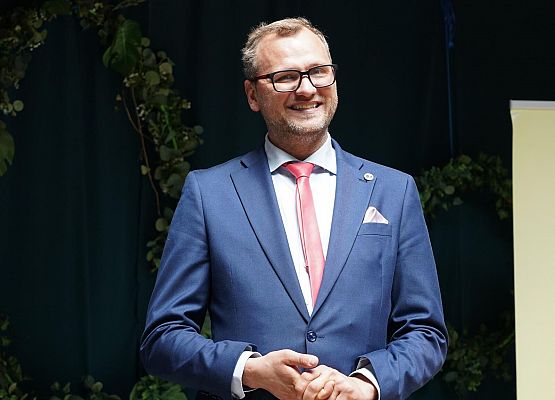 Grafika 7: Wręczenie medali Prezydenta RP za 50-letnie pożycie małżeńskie