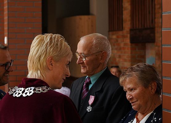Grafika 28: Wręczenie medali Prezydenta RP za 50-letnie pożycie małżeńskie