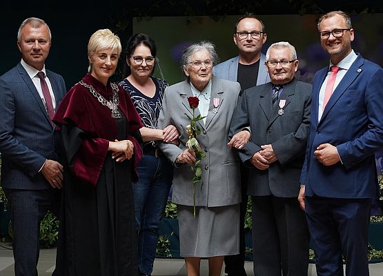 Grafika 40: Wręczenie medali Prezydenta RP za 50-letnie pożycie małżeńskie