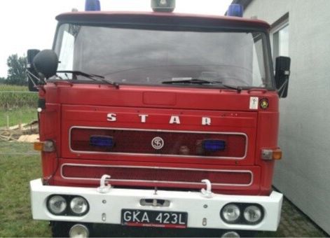 Grafika 4: Ogłoszenie o przetargu na sprzedaż samochodu pożarniczego JELCZ 005M