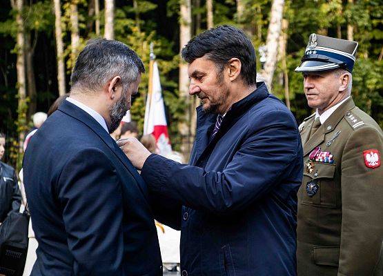 Grafika 91: Uroczystości ku czci pomordowanych więźniów Obozu Koncentracyjnego Stutthof (relacja)