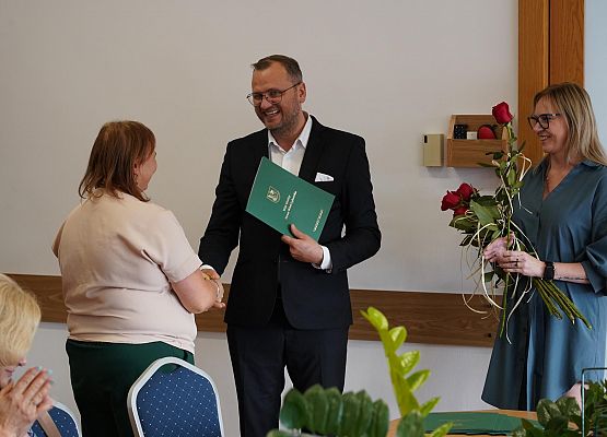 Grafika 9: Dzień Edukacji Narodowej