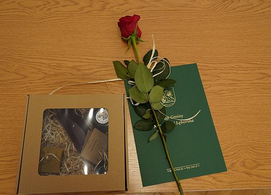 Grafika 19: Dzień Edukacji Narodowej