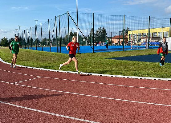 Grafika 8: Jesienny Mityng Lekkoatletyczny