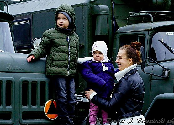 Grafika 7: Militarnie w Garczegorzu z okazji Święta Niepodległości