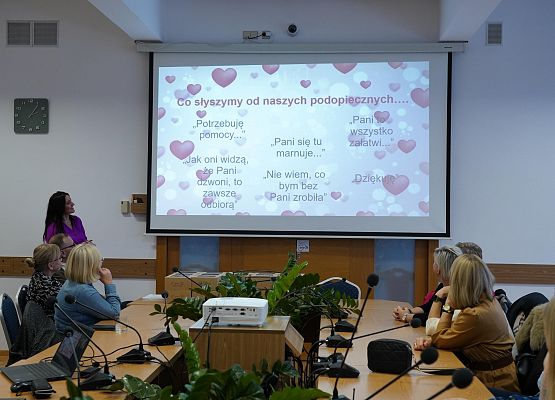 Grafika 5: Dzień Pracownika Socjalnego