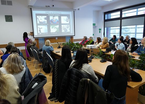 Grafika 6: Dzień Pracownika Socjalnego