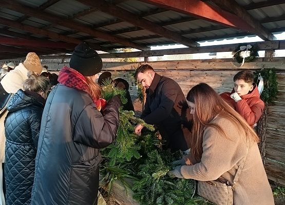 Grafika 7: Jarmark Adwentowy w Wilkowie Nowowiejskim