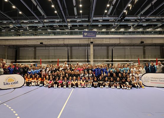 Grafika 3: Ogólnopolski Turniej Minipiłki Siatkowej o Puchar Małgorzaty Glinki w Wałczu