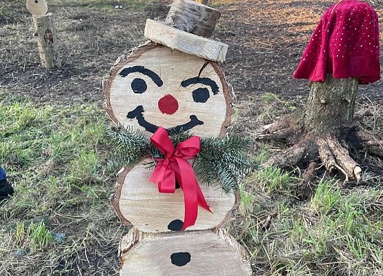 Grafika 5: Przedświąteczne zajęcia w Lędziechowie