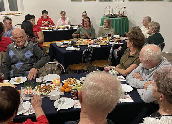 Grafika 10: Przedświąteczne zajęcia w Lędziechowie