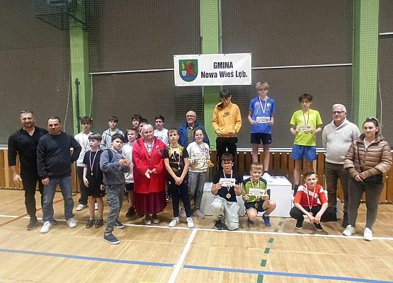 Grafika 8: Tęczowe Turnieje Tenisa Stołowego - podsumowanie