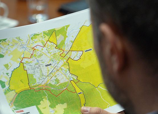 Grafika 1: Lęborscy radni przegłosowali uchwałę intencyjną o przejęciu terenów gminnych!