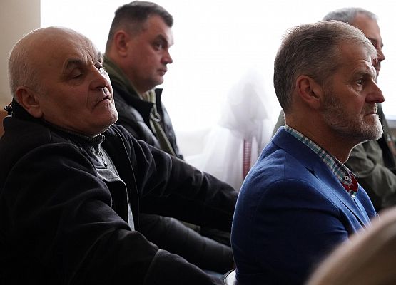 Grafika 5: Spotkanie konsultacyjne w Lubowidzu – mieszkańcy zabrali głos w kluczowych sprawach