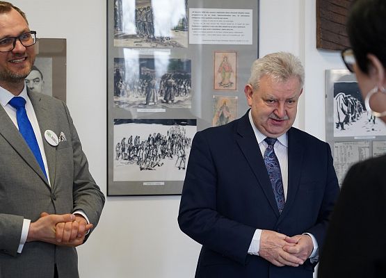 Grafika 18: Upamiętnienie Konstantīna Čakste w Krępie Kaszubskiej