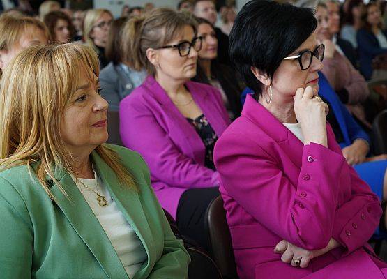 Grafika 5: Konferencja naukowa o edukacji inkluzywnej w Mostach