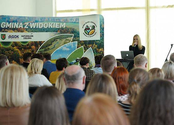 Grafika 12: Konferencja naukowa o edukacji inkluzywnej w Mostach