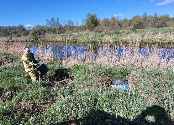 Grafika 2: Razem dla czystej rzeki – akcja sprzątania Łeby