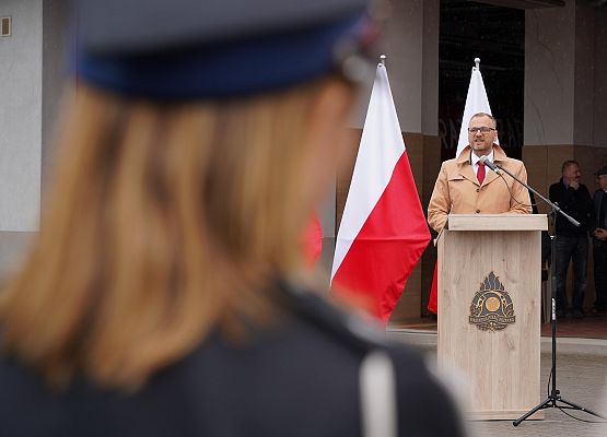 Grafika 40: Powiatowe Święto Strażaków – uroczystość pełna dumy i wdzięczności