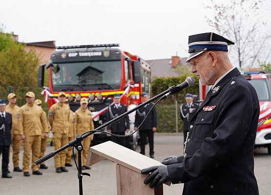Grafika 42: Powiatowe Święto Strażaków – uroczystość pełna dumy i wdzięczności