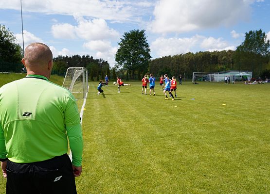 Grafika 10: Finał Wojewódzki Licealiady Dziewcząt na boisku w Garczegorzu