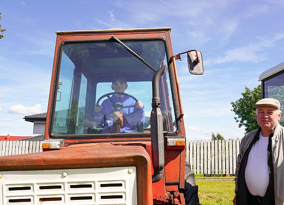 Grafika 18: Dożynki sołecko-parafialne w Garczegorzu