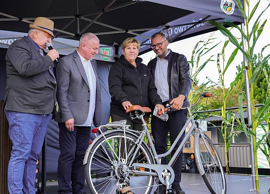 Grafika 48: Dożynki sołecko-parafialne w Garczegorzu